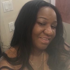 Meet your Posher, Lenore